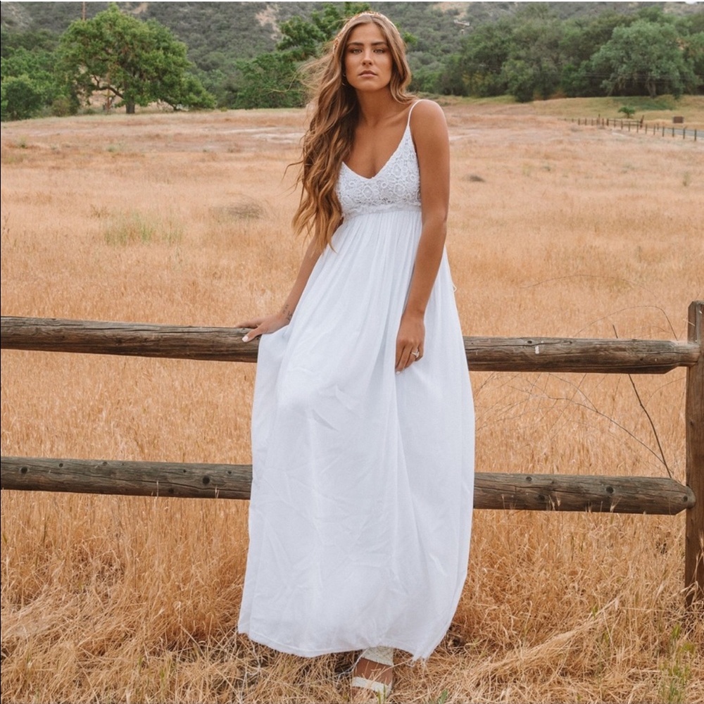 VICI | Milana Boho Maxi Dress in White